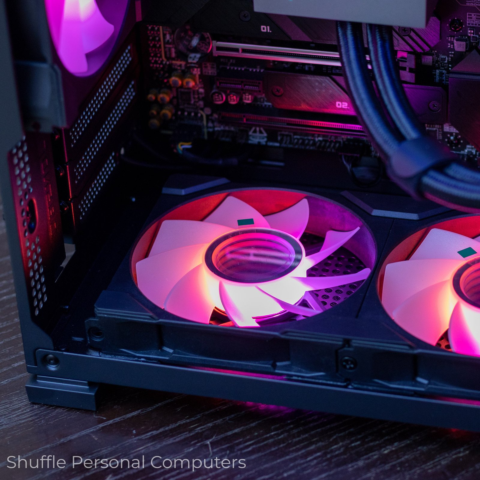 AMD Ryzen 7 7700 32GB DDR5 - Workstation PC - WS1202-24:圖片 4